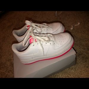 Women’s/ kids Nike Air Force 1